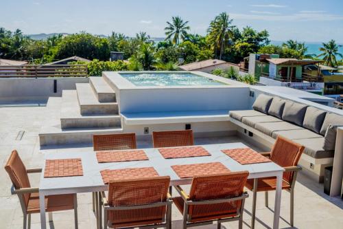 Rooftop Dining Table